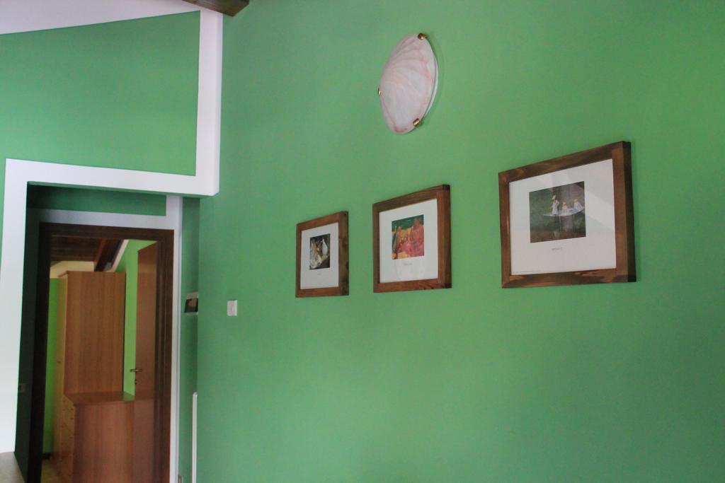 Veranda Beach Apartment Pianello Del Lario Номер фото