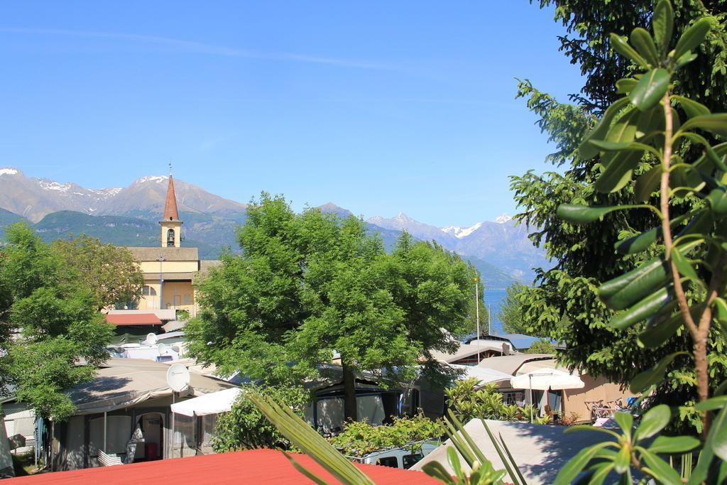 Veranda Beach Apartment Pianello Del Lario Номер фото