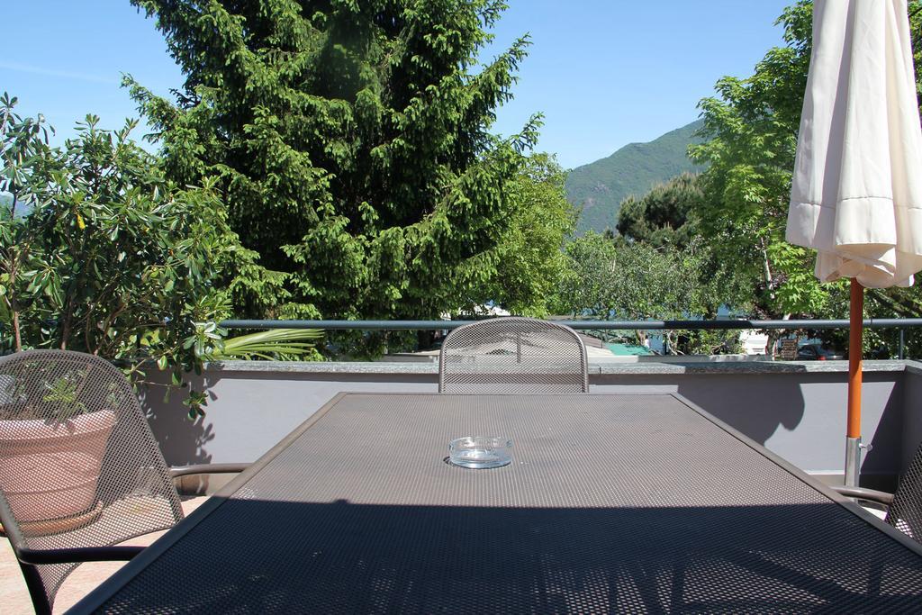 Veranda Beach Apartment Pianello Del Lario Номер фото